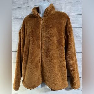 PINK (Victoria’s Secret)
TEDDY FULL-ZIP JACKET color- brown size- small